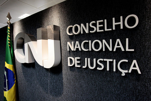 Decisão do CNJ destaca que Lei 13.726/2018 não se aplica aos serviços notariais e registrais