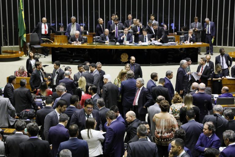 Redação final do PL sobre documento de identificação de notários e registradores é aprovada em Comissão da Câmara