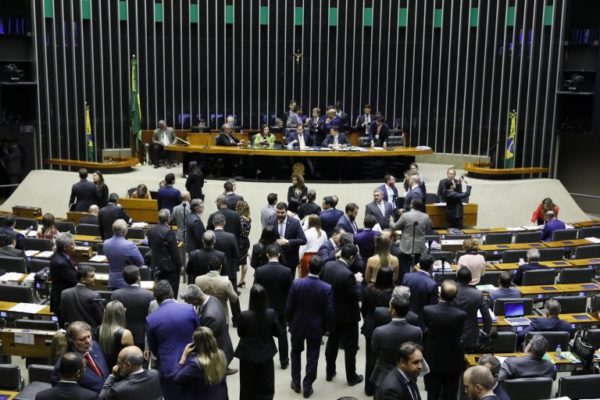 Câmara: Câmara aprova MP que acaba com prazo de inscrição no Cadastro Ambiental Rural