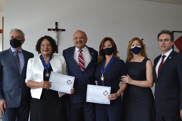 Presidente da Anoreg/PR recebe medalha Desembargador Décio Antônio Erpen