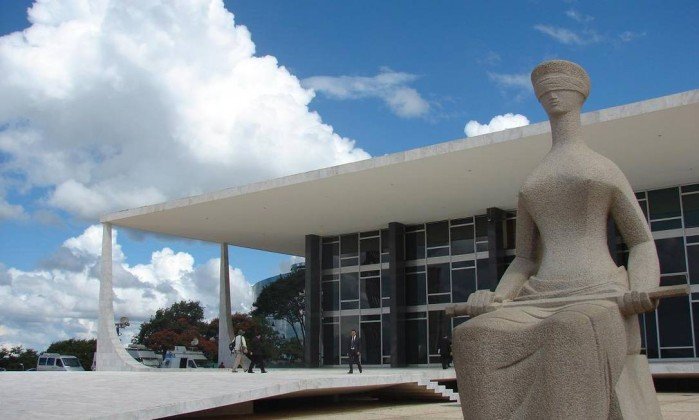 STF - Suspensa norma de TO que previa licença maternidade menor para militares adotantes