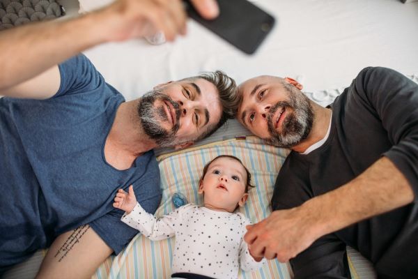 IBDFAM - PL garante direito de registro de dupla maternidade ou paternidade a casais homoafetivos