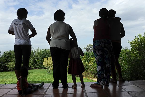 IBDFAM - Senado aprova projetos contra racismo e violência doméstica