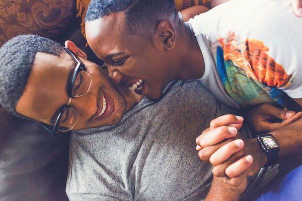 O Globo Online - Contra o preconceito: casais homoafetivos comemoram uma década de união estável no Brasil