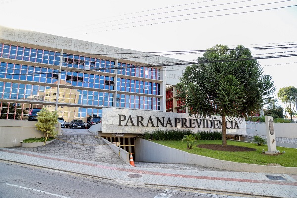 Anoreg/PR divulga carta do PARANAPREVIDÊNCIA sobre suspensão de pagamentos das aposentadorias concedidas para Notários e Registradores
