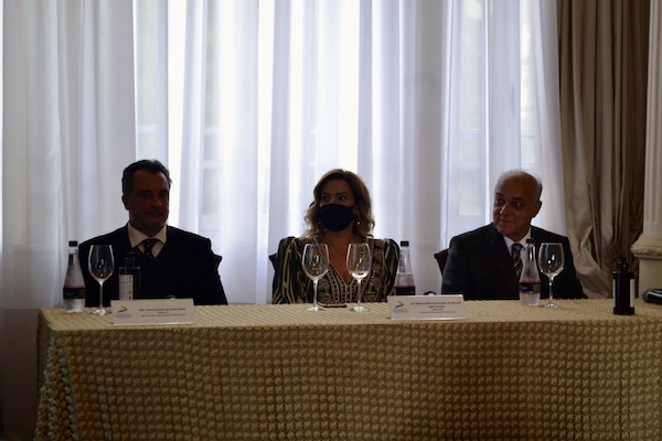 Anoreg/PR realiza a abertura oficial da Academia Paranaense de Direito Notarial e Registral