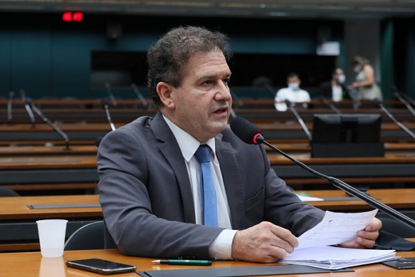 Agência Câmara - Proposta acaba com a obrigatoriedade de prova de vida para beneficiários do INSS
