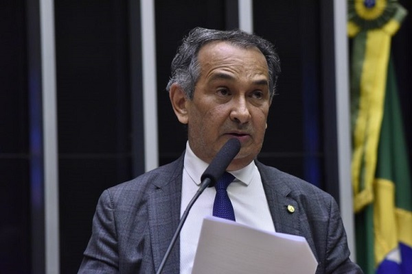Câmara - Proposta autoriza a regularização de área ocupada por entidade religiosa