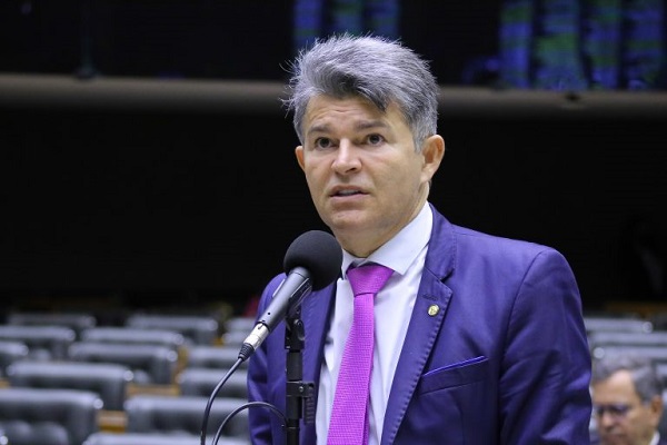 Câmara - Projeto muda regra de pagamento de indenização em imóveis desapropriados