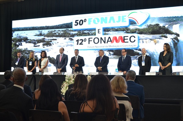 Presidente da Anoreg/PR participa de cerimônia de abertura do 50ª Edição do FONAJE e a 12ª Edição FONAMEC