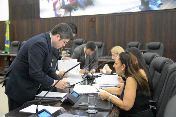 TJPR realiza audiência de investidura para aprovados no concurso do edital 01/2018