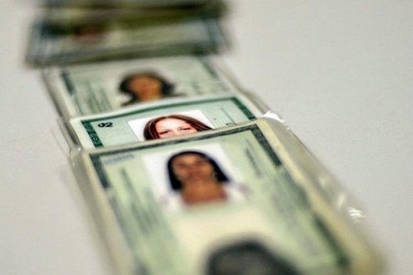 Avanço ou ‘inchaço’? O que levou o Brasil a bater recorde de registros de mudança de gênero