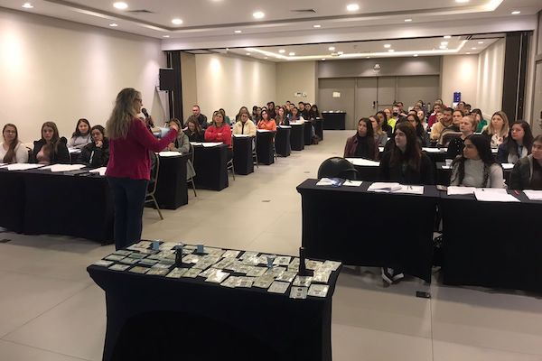 Anoreg/PR dá início aos treinamentos de Grafotecnia e Documentoscopia em Curitiba/PR