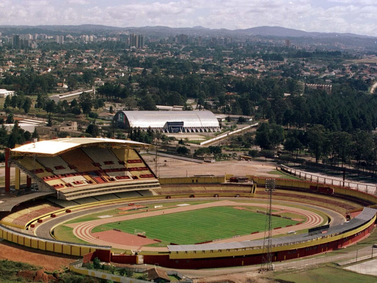 O Pinheirão: a linha do tempo do maior estádio do Paraná