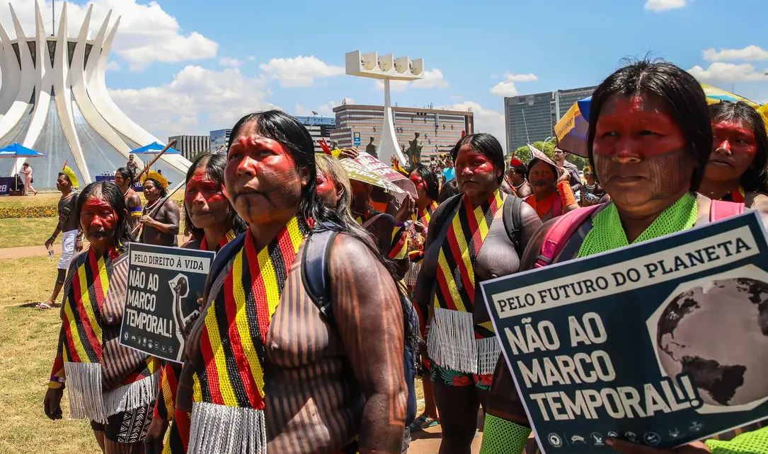 Indígenas celebram remarcação de julgamento do marco temporal