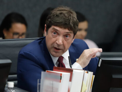 Cartório criado para desacumular outra serventia só pode ser ocupado por meio de concurso