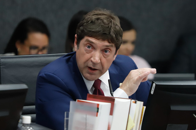 Cartório criado para desacumular outra serventia só pode ser ocupado por meio de concurso