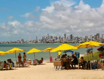 Comissão aprova projeto que proíbe privatização de praias e cobrança de pedágio em orlas