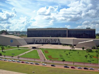 Prazo para cumprimento de sentença em ação de partilha de bens e dívidas é de dez anos