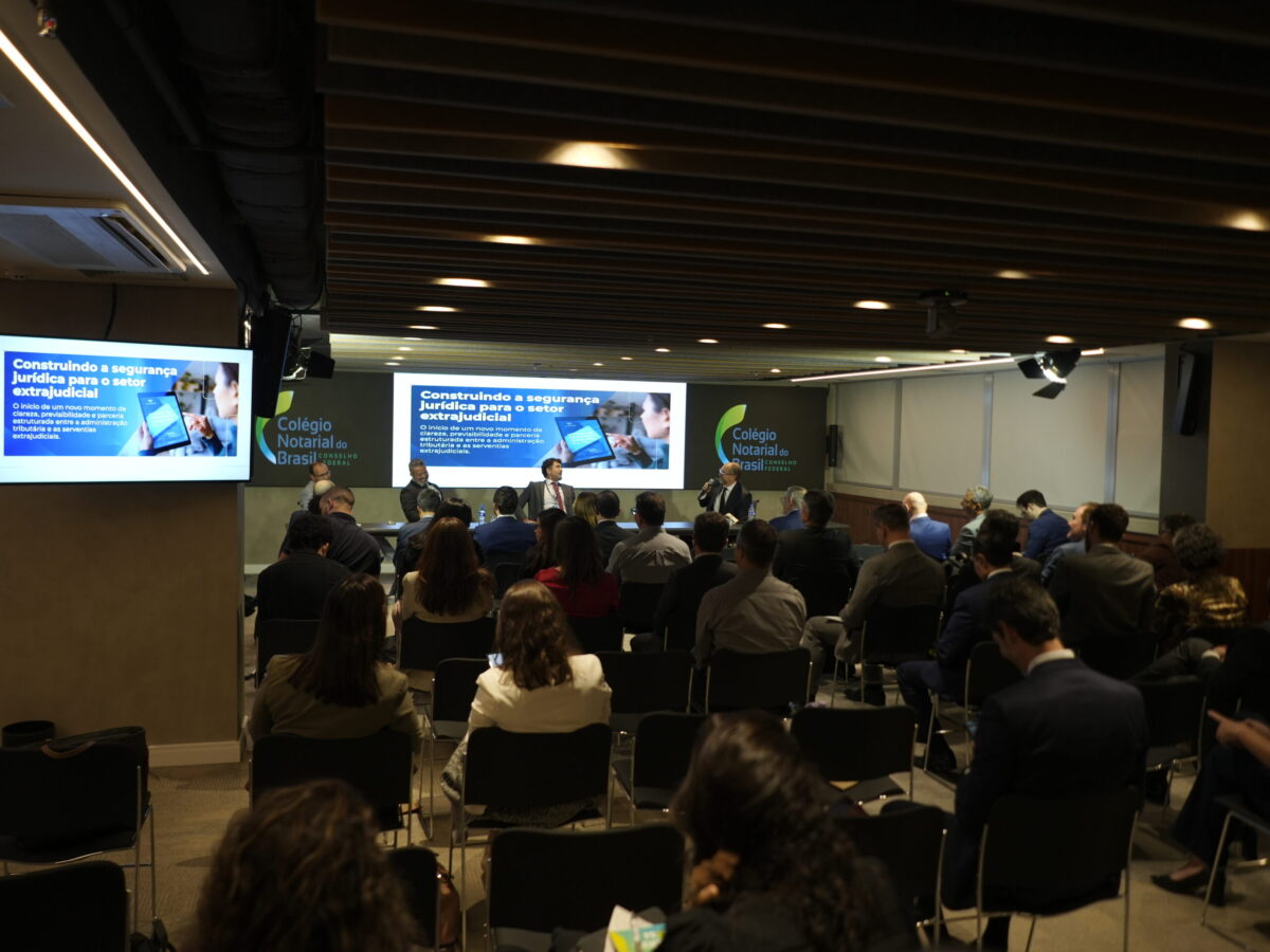 ANOREG/BR realiza Seminário de Imersão em Questões Tributárias em parceria com a Receita Federal