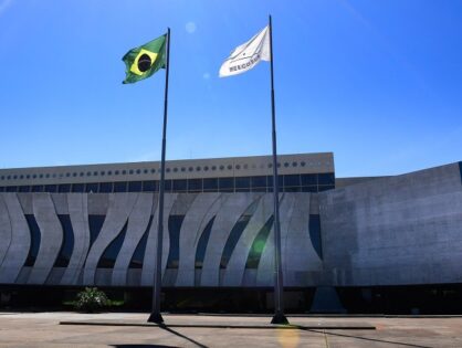 STJ afasta cobrança de salário-educação de titulares de serviços notariais e registrais